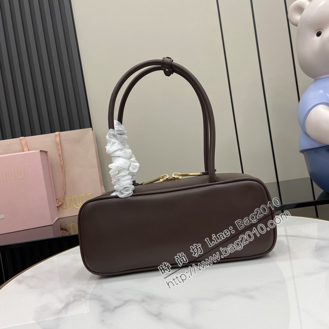 MIU MIU專櫃繆繆最新款Beau手袋原廠皮手提肩背包 jh2748型號：5BB173